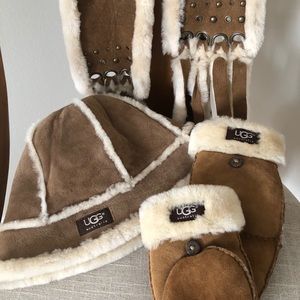UGG Shearling and Suede Scarf Hat Mittens SET!